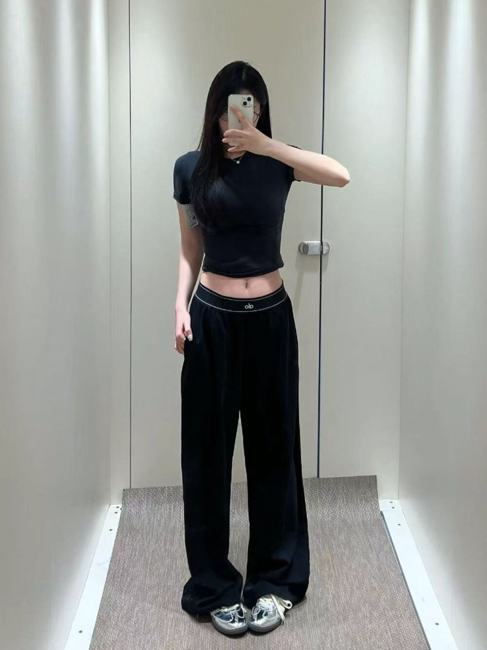 ALO Yoga Black Wide-Leg Lounge Pants for Women